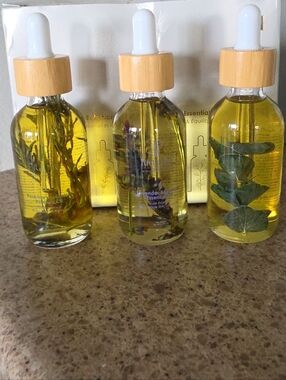 Predire Paris Botanical Facial Oil Trio -